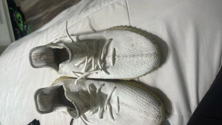 yeezy size 11 de holbre en buenas condiciones