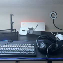 PC/Desk accessories BUNDLE. (click for more details)
