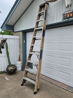 10' Husky Fiberglass Ladder used