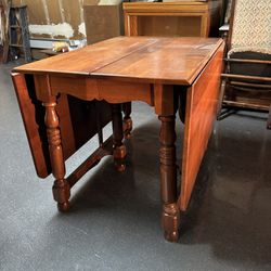 Antique Dining Table (extendable)