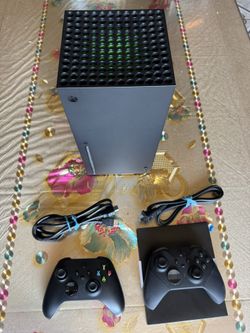 Xbox Series X With Elite Series 2 Controller