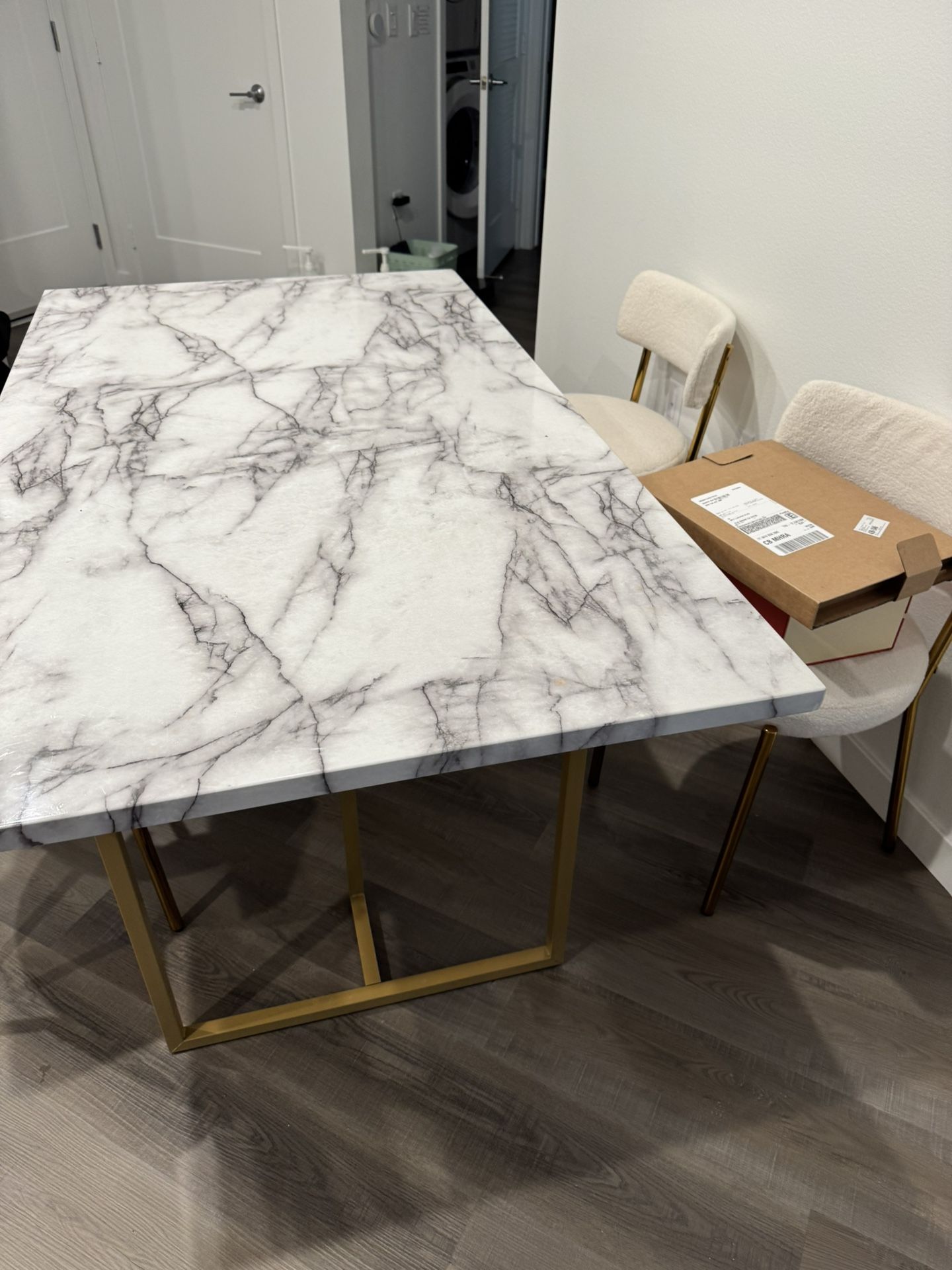 Table Set