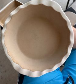 Vintage Pampered Chef Family Heritage Stoneware Deep Dish Pie Plate - Vanilla Glaze 9"
