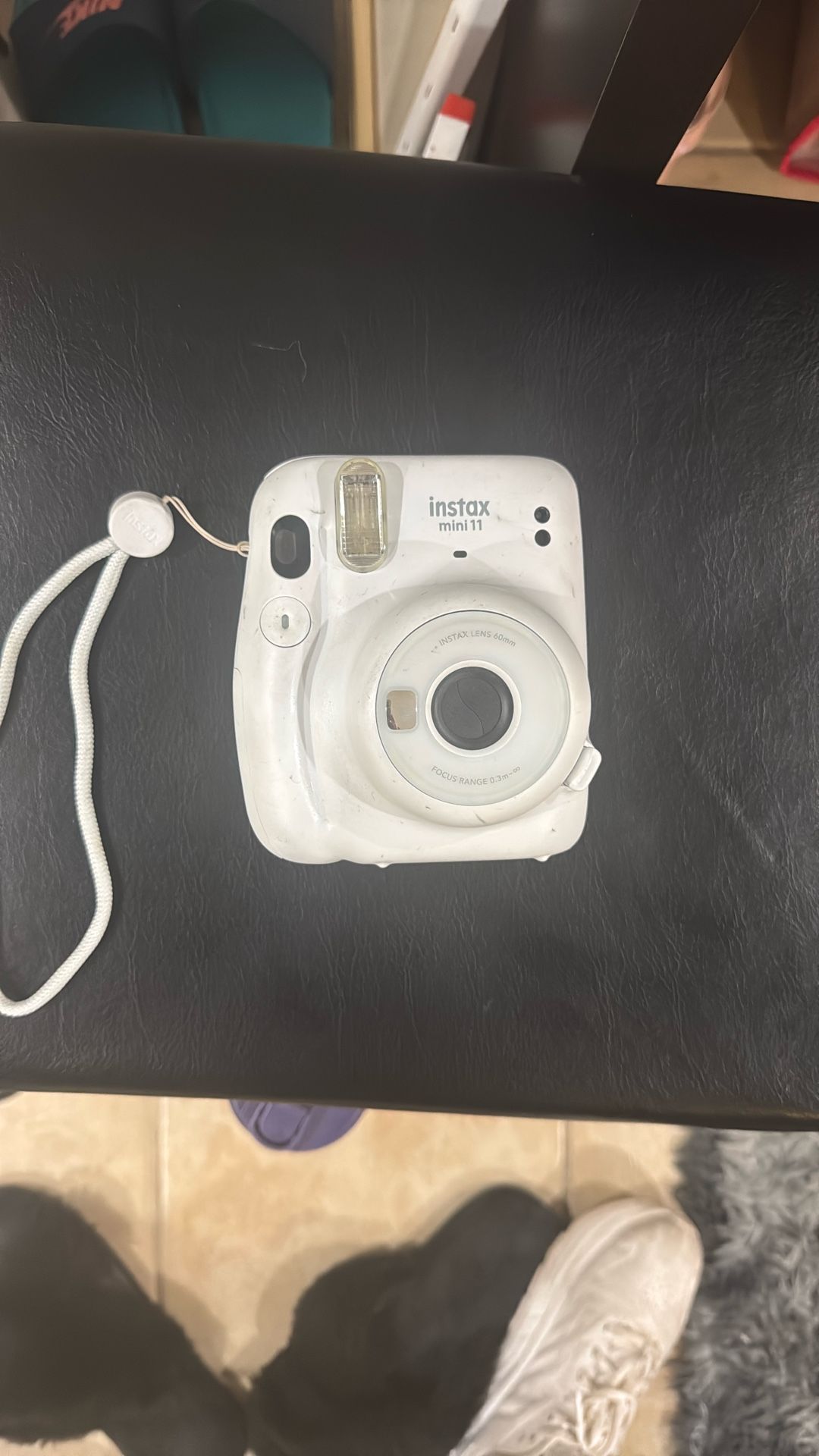 Instax mini 11 Polaroid Camera