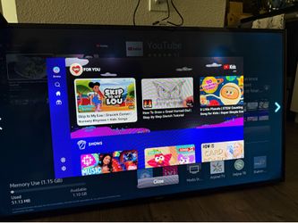 Samsung UN50J6200AFXZA, a 50-inch Smart LED TV