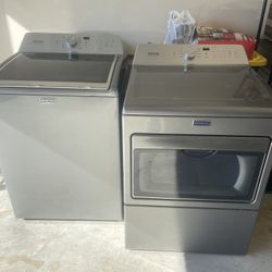 Maytag Washer And Dryer 