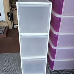 4 large clear pull out storage bins/drawers