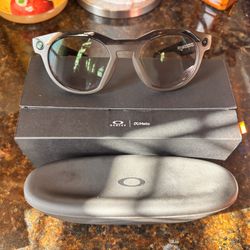 Meta Glasses Oakley HSTN