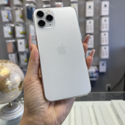 iPhone 11 Pro Unlocked 64Gb Silver Like New VISIT OUR STORE!!!