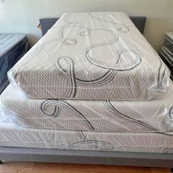 Bamboo Mattress (Memory Foam) 🛌😴QUEEN-SIZE🛌😴 (ALL SIZES AVAILABLE)