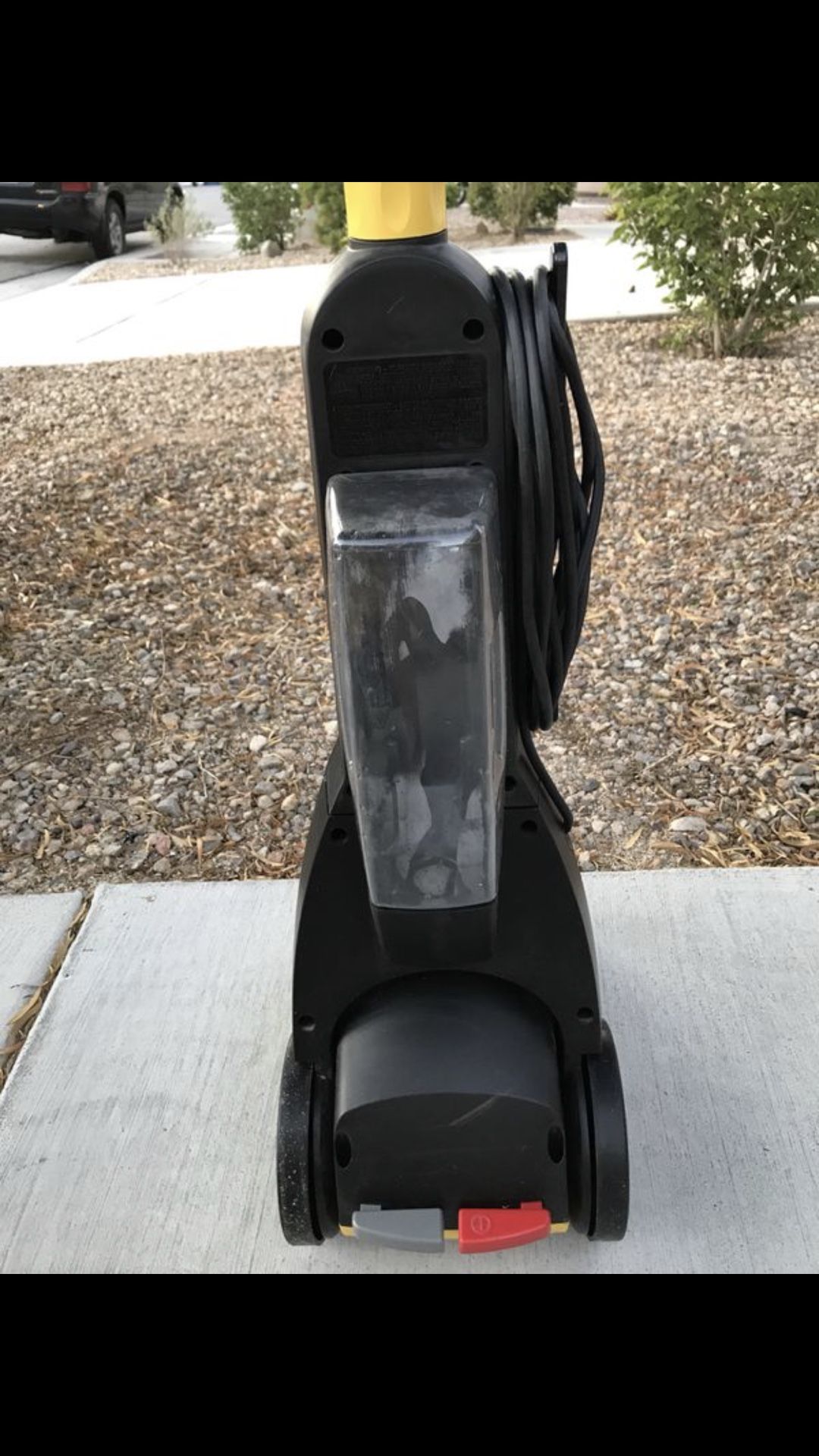 BISSELL PowerForce Powerbrush 47B2W carpet cleaner