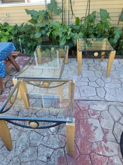 Glass coffe table