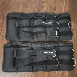 Like New 10 lb Synergee Adjustable Ankle/Wrist Weights