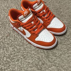 orange nike dunks 