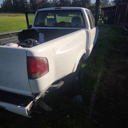 2000 Chevy Clean Title 