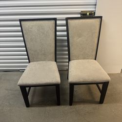 2 Dining Chairs