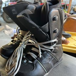 Women’s Snowboarding Boots