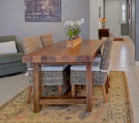 Dining room table and chairs set