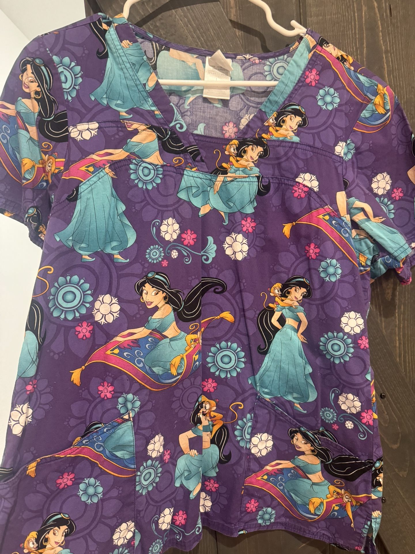 Jasmine Scrub Top