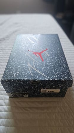 Jordan 4s midnight navy
