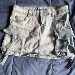 BBJ Los Angeles Denim Cargo Short Skirt Light Blue Pocket Strap Button Women's S