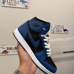Jordan 1 High GS “Dark Marina Blue”