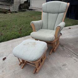 Dutailier Glider Rocking Chair Set