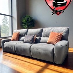 Powered Recliner Sofa- Free Delivery‼️