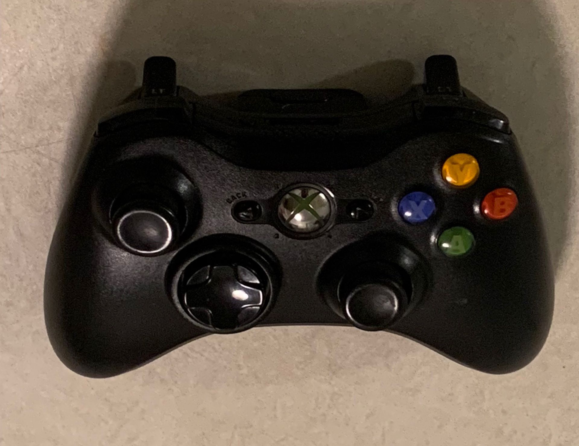 XBOX 360 CONTROLLER