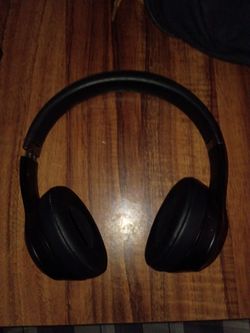 Beats solo 4