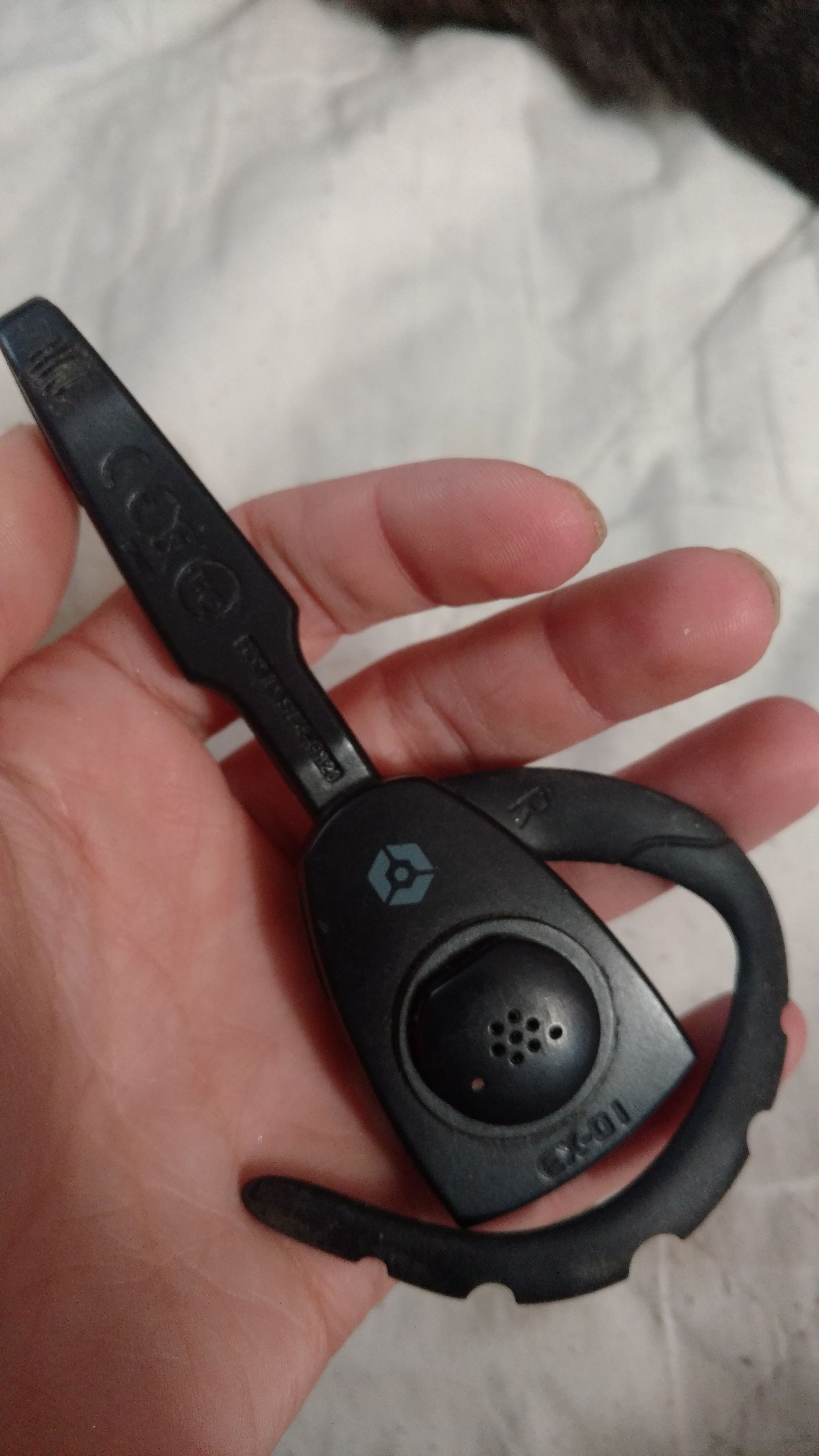 Wireless Bluetooth game headset