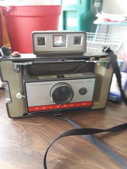 Vintage Polaroid land camera model 220