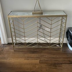 Entry Table With Mirror 