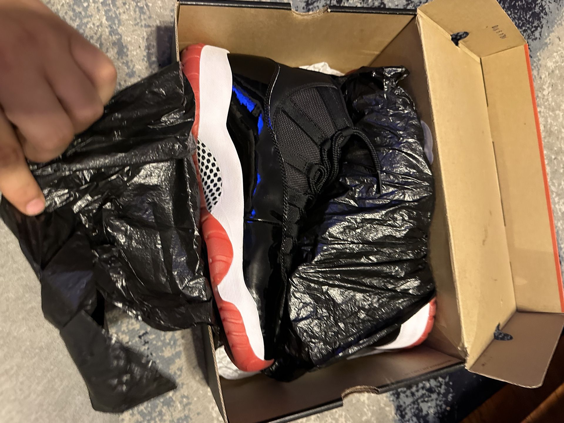Air Jordan 11 Breds