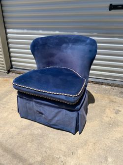 Vintage Accent Chair ( 360 Swivel )