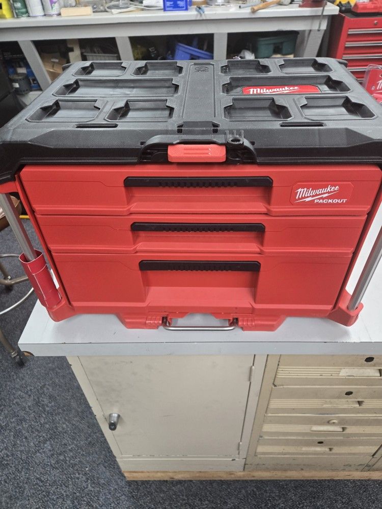 Milwaukee Packout 3 Drawer Cabinet