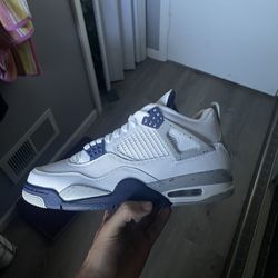 Jordan 4 Midnight Navy