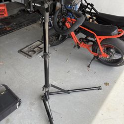 Bike mechanic stand