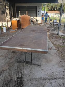 To work benches
