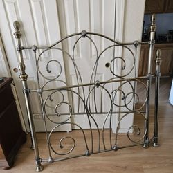Full Size/Double  Antique Brass finish Head And Footboard With Rails