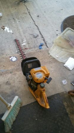 Club cadet hedge trimmer needs work