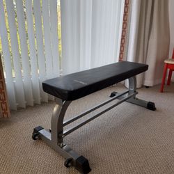 Flat Weight Workout Bench