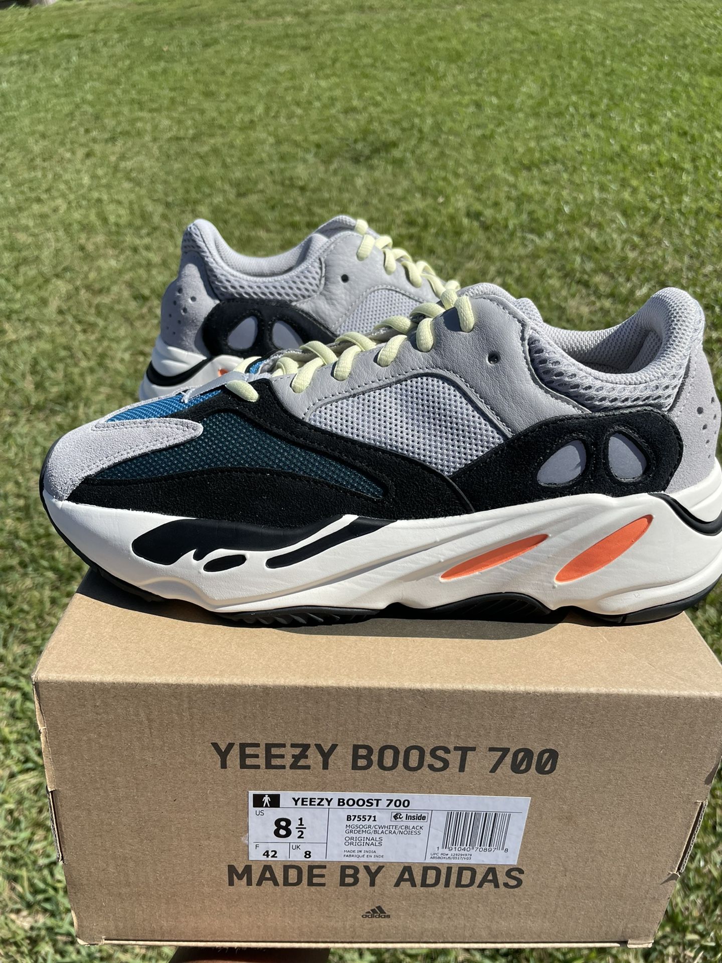 Adidas Yeezy Boost 700 Wave Runner