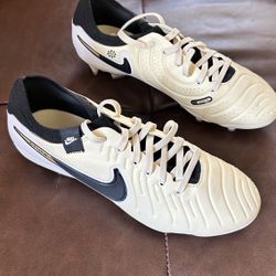 Nike Tiempo Legend 10 PRO FG Soccer Shoes