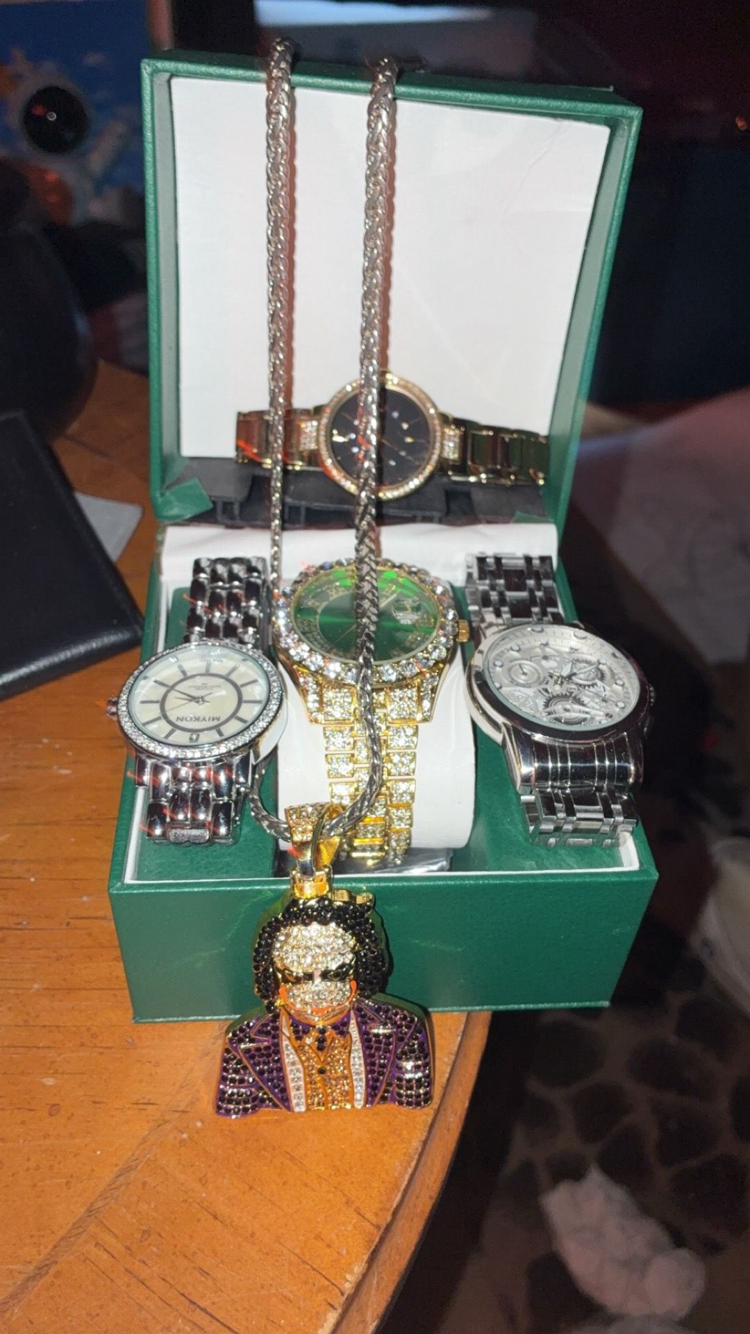 Pendant and watches
