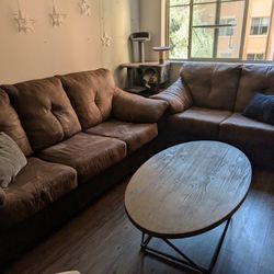 7 Piece Living Room Set (Need Gone ASAP)