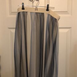 XL BLUE TONES AND BEIGE SKIRT