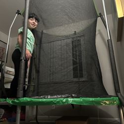 6 Ft Trampoline For Adults And Kids