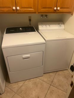 Whirlpool Washer & Dryer Set – Clean, Works Great