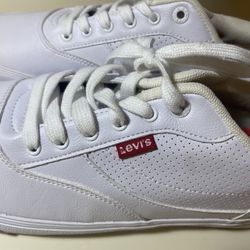 Levi’s New White Men Sneakers